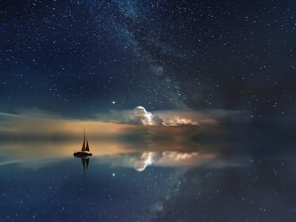 科幻剧《曼达洛人》海报，展现星际战士与尤达宝宝